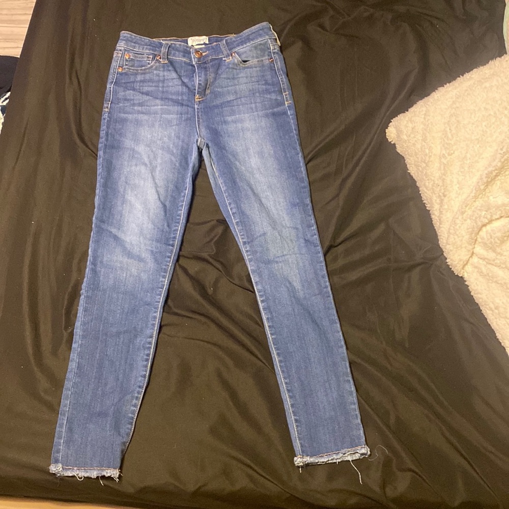 skinny blue jeans